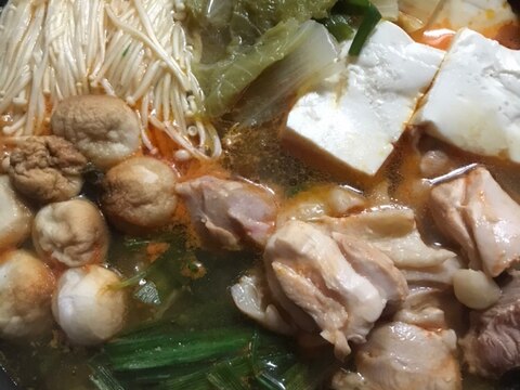 レンコン麩と鶏モモ肉のキムチ鍋